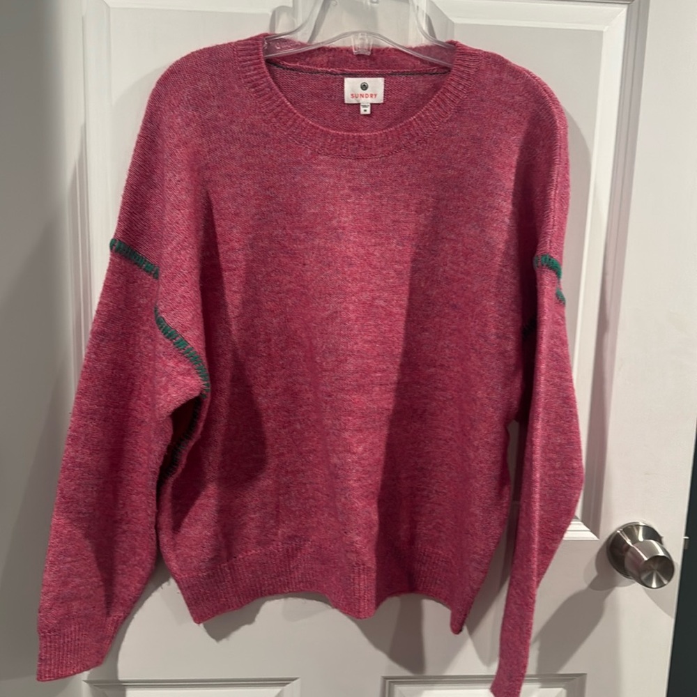 Medium Sundry Sweater, pink, never worn, smoke free